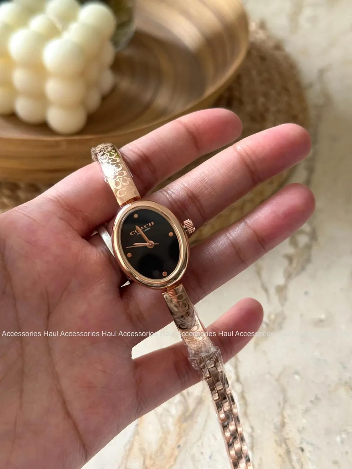 High-Quality Watch CH – 1006