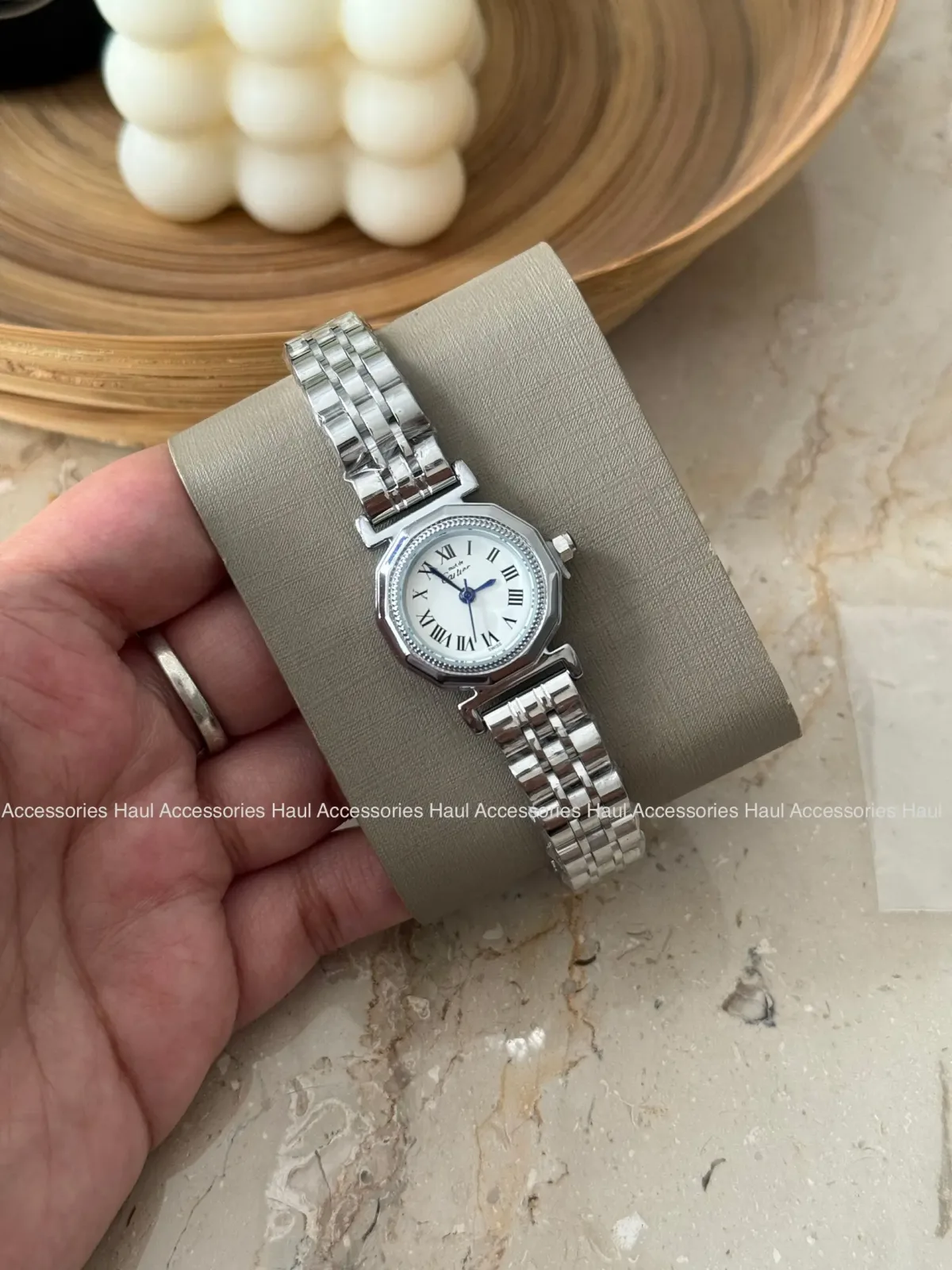 Premium-Quality Watch CRT – 2001