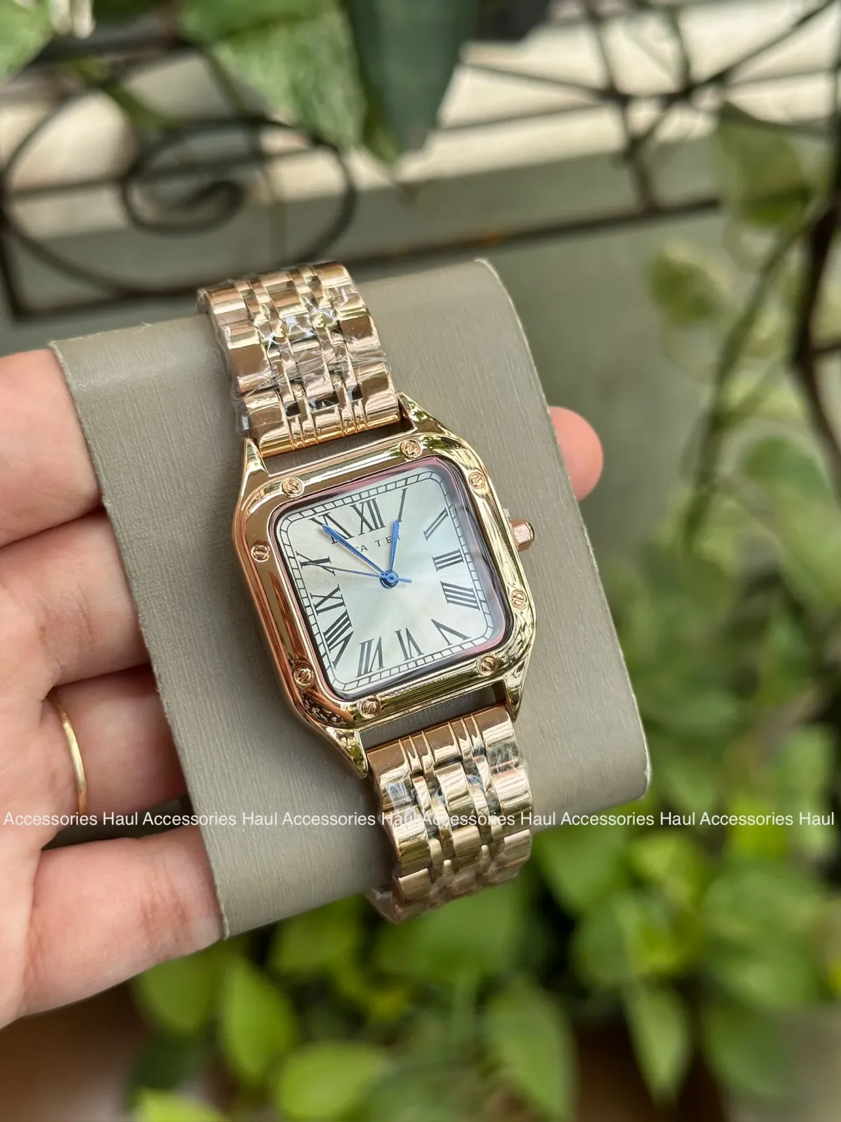 Premium-Quality Watch CRT – 9001