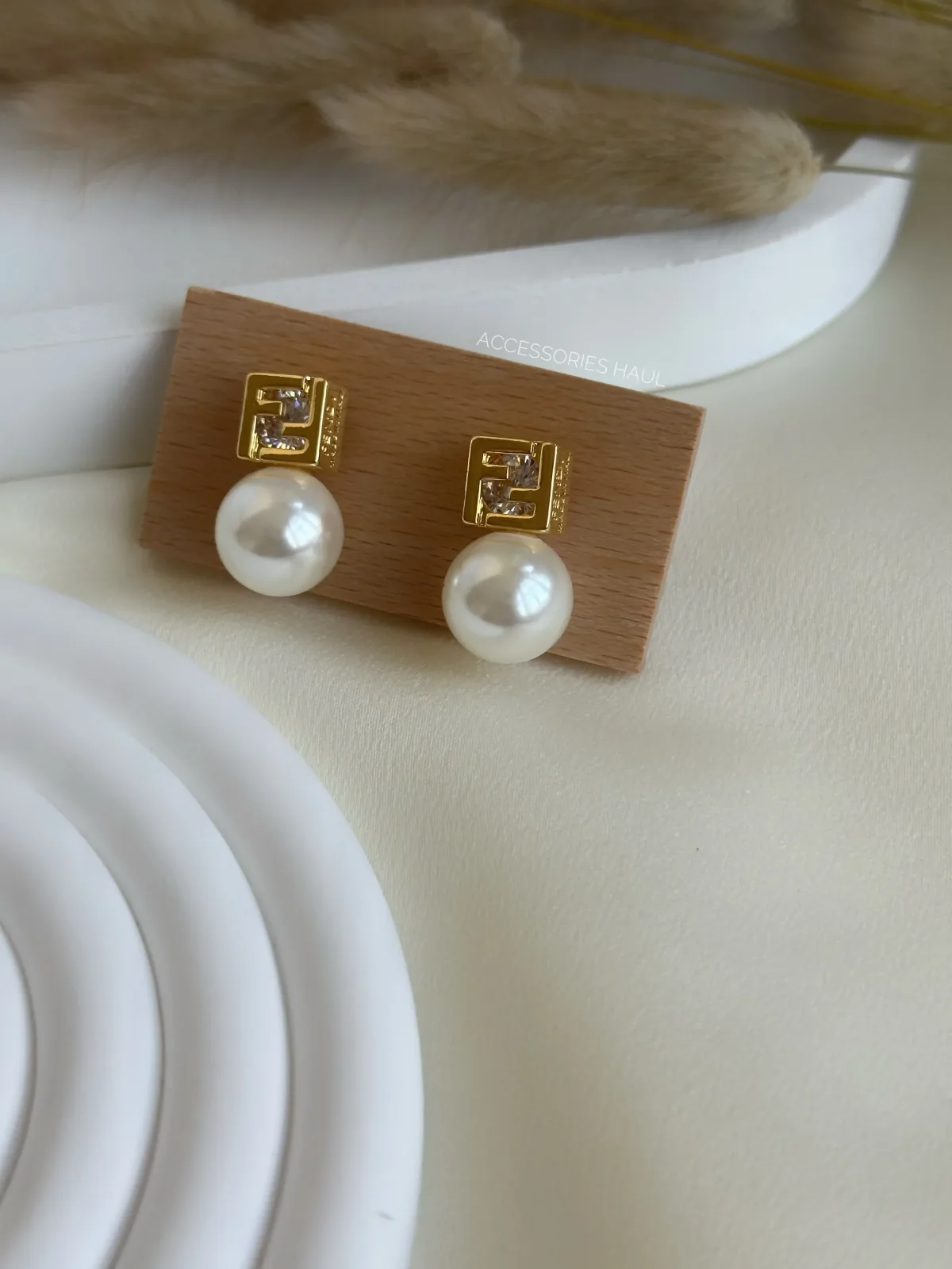 Premium Stud Earring – 002
