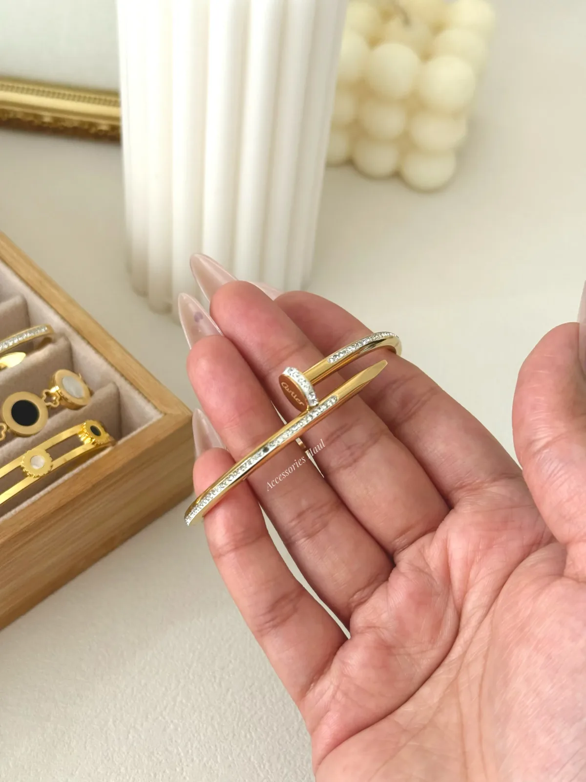3079 Bangle