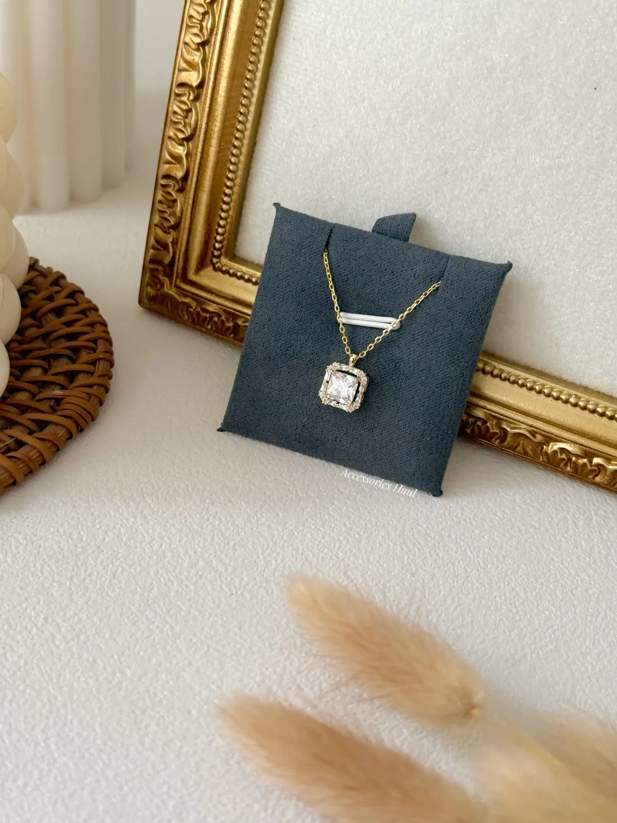 Elowen Necklace