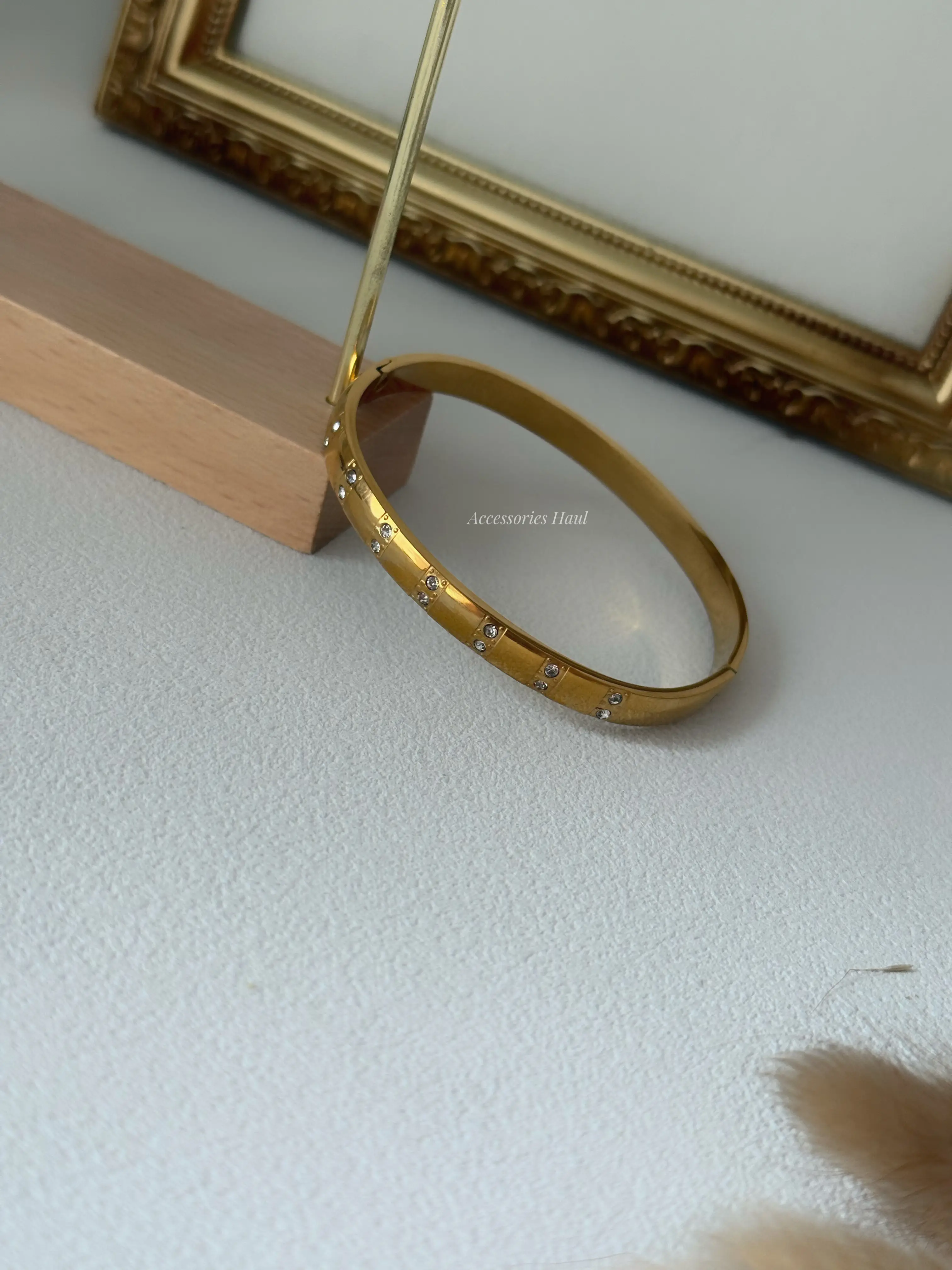 3657 Bangle