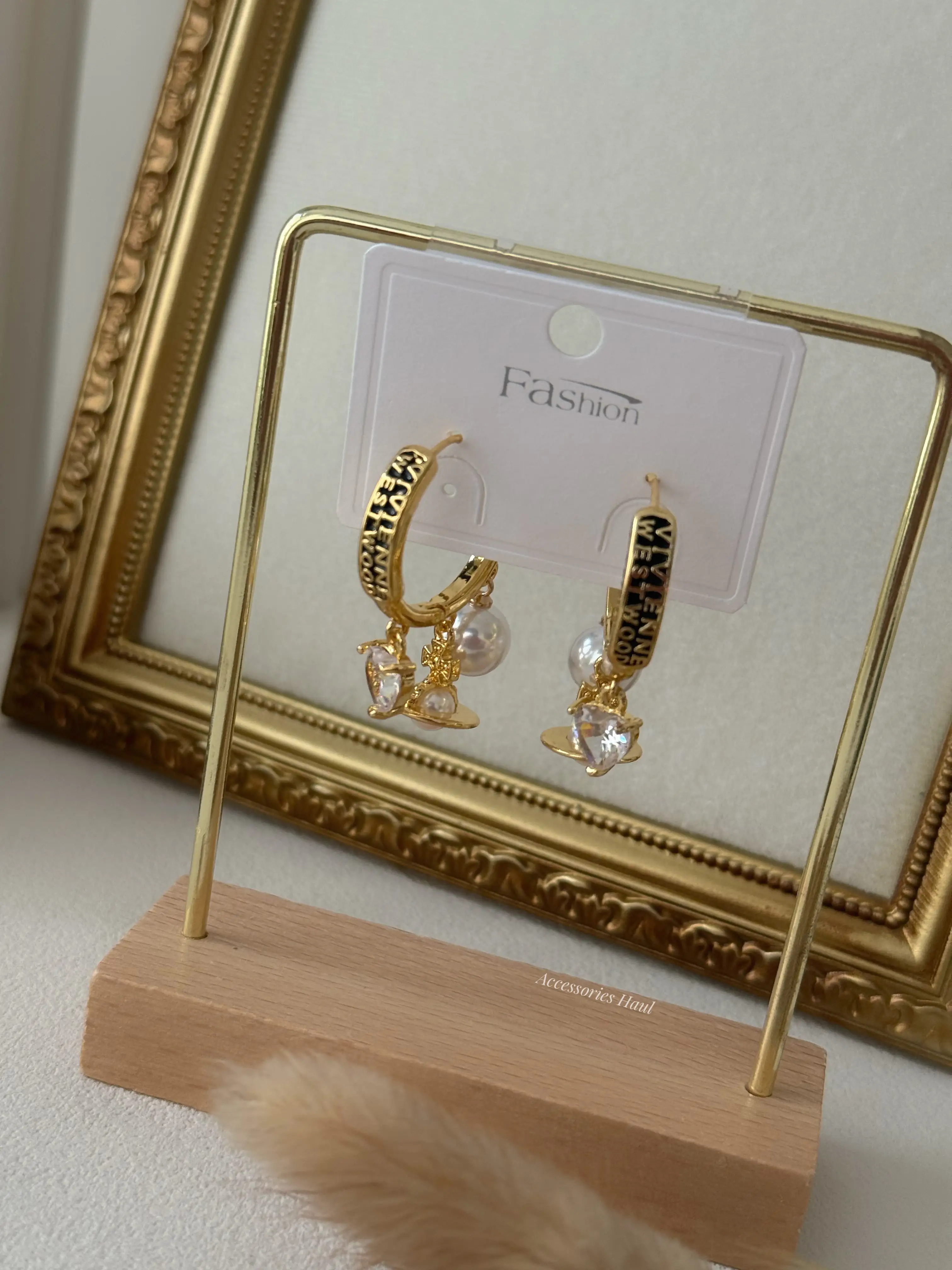 Lunaria Earring